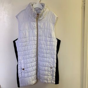 Mark New York white and black zipped vest. Size m